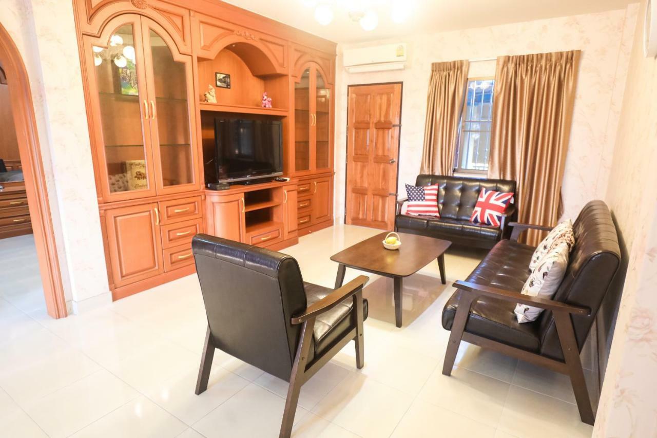 Marin House Apartment Pattaya Exterior foto